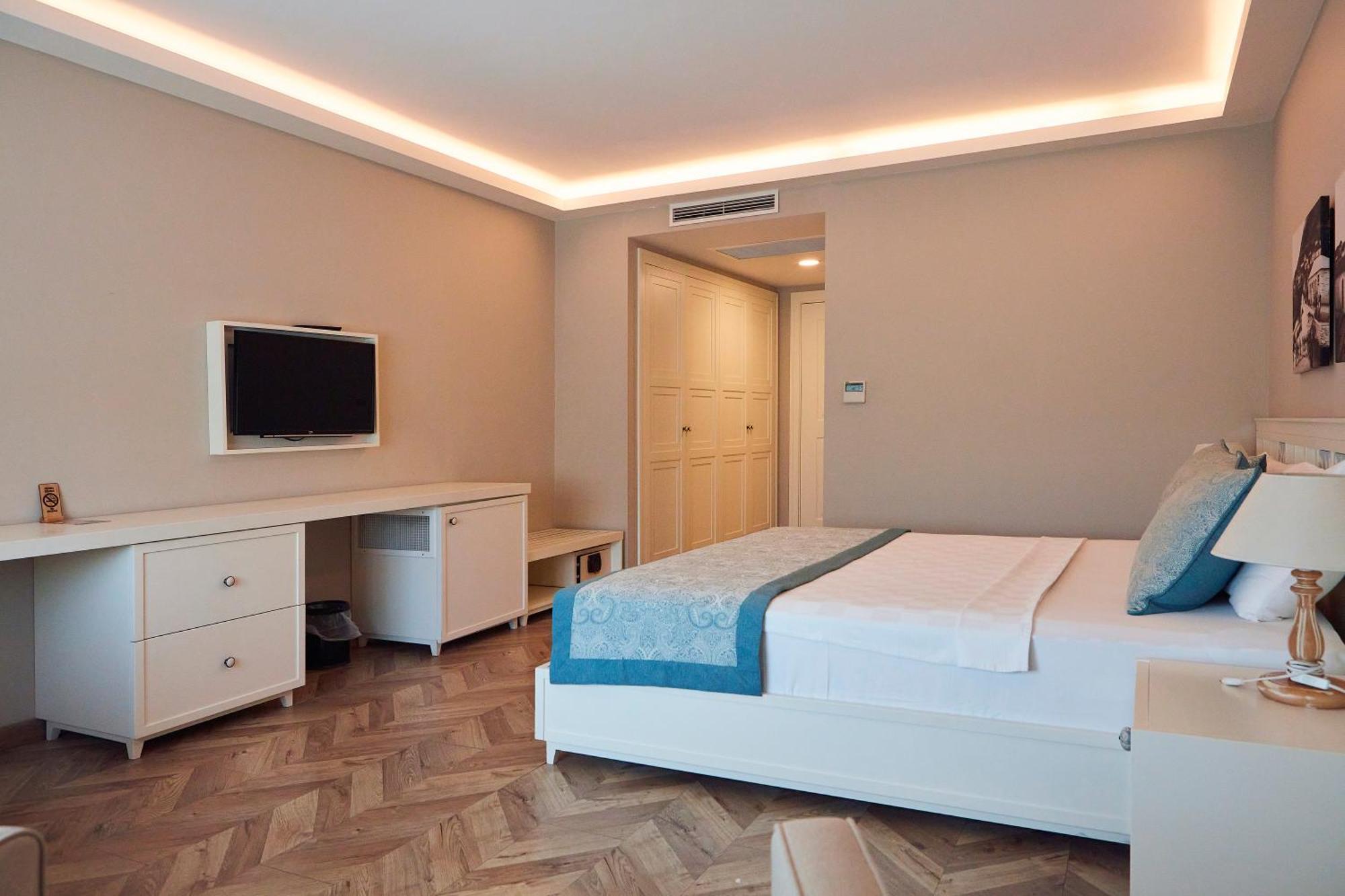 Meydani Butik Hotel Gokceada Exterior photo
